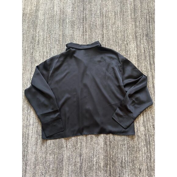 Abercrombie & Fitch Women's Black Satin Button Down Shirt, NWT, Size M - Picture 3 of 6